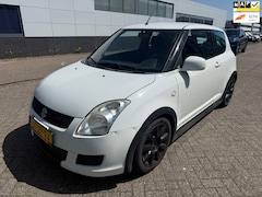 Suzuki Swift - 1.3 Comfort / APK / NAP / AIRCO / SCHERM / ALM VELGEN / INRUILAUTO / MEENEEM PRIJS