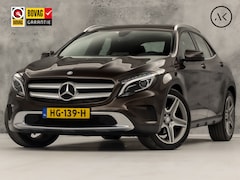 Mercedes-Benz GLA-Klasse - 180 Sport Automaat (NAVIGATIE, LEDER, XENON, KUIPSTOELEN, PARKEERSENSOREN, CRUISE, NIEUWE
