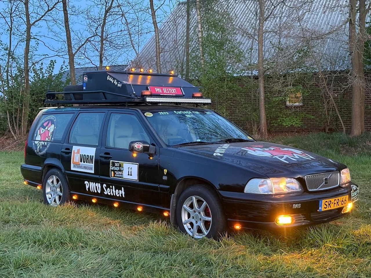 Volvo V70 - 2.0 Sports-Line CARBAGERUN | BARRELRACE| MEGARUN | APK 8-2026 - AutoWereld.nl