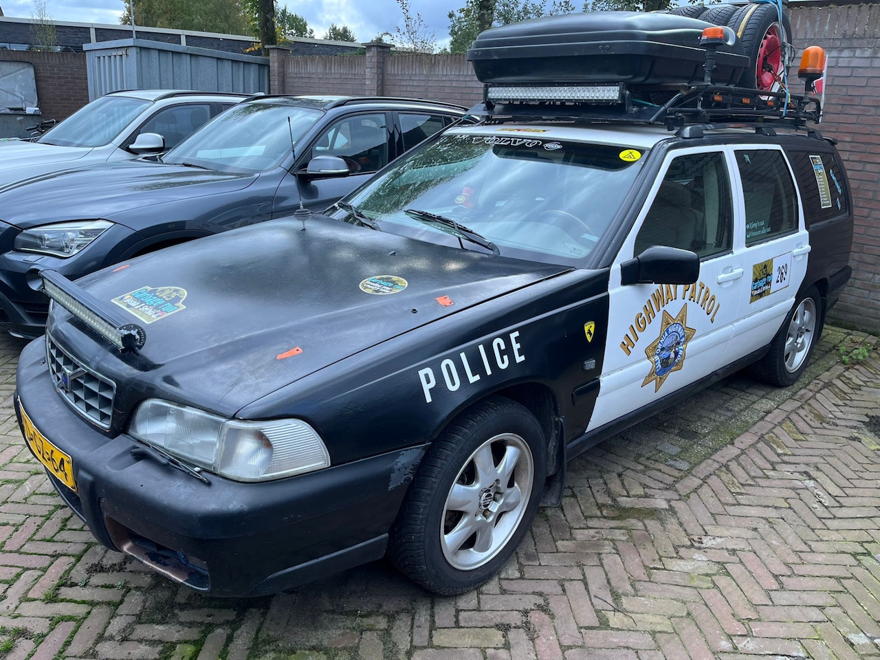 Volvo V70 - 2.5 T AWD Exclusive CARBAGERUN | BARRELRACE| APK 8-2026 | MEGARUN| | AUTOMAAT - AutoWereld.nl