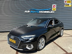 Audi A3 Limousine - 30 TFSI Business edition CARPLAY/ NAVI/ PARKEERSENSOREN