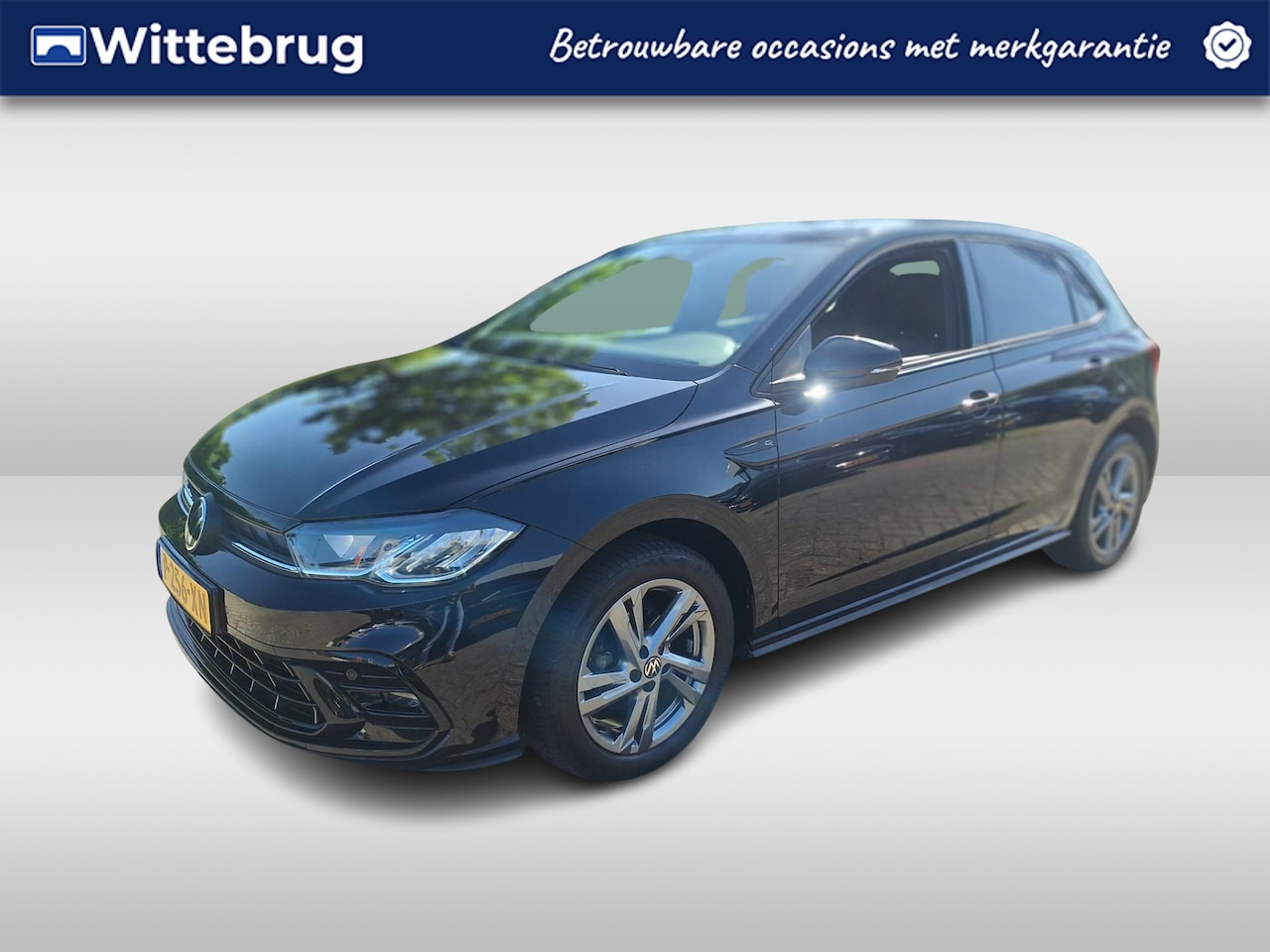 Volkswagen Polo - 1.0 TSI R-Line App connect / parkeerseonsoren v+a / R-Line ext. - AutoWereld.nl