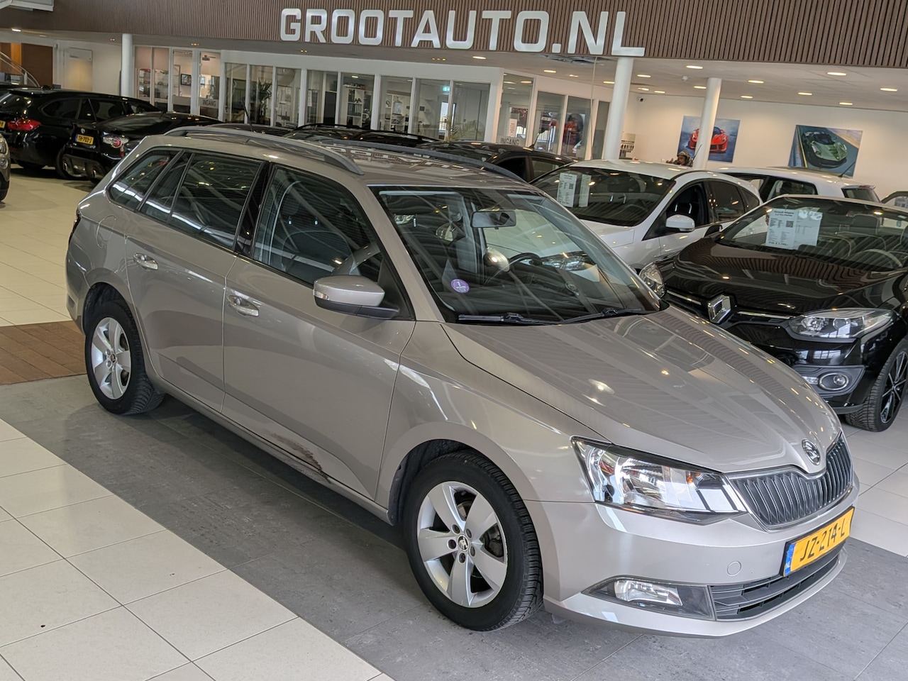 Skoda Fabia Combi - 1.0 Style Airco, Cruise Control, Stuurbekrachtiging - AutoWereld.nl