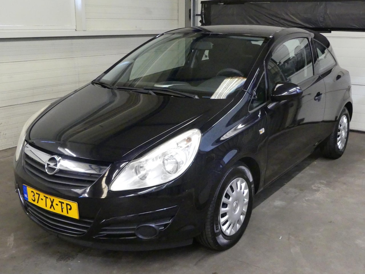 Opel Corsa - 1.2-16V Ess - Airco - APK 2027 - Mooie auto! - AutoWereld.nl