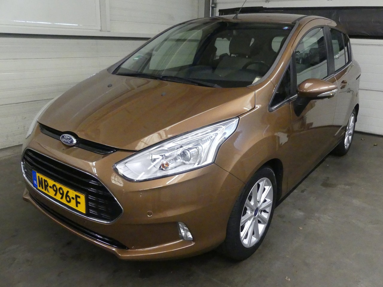Ford B-Max - 1.0 EcoB Titanium - Airco - Cruise Control - Camera - AutoWereld.nl