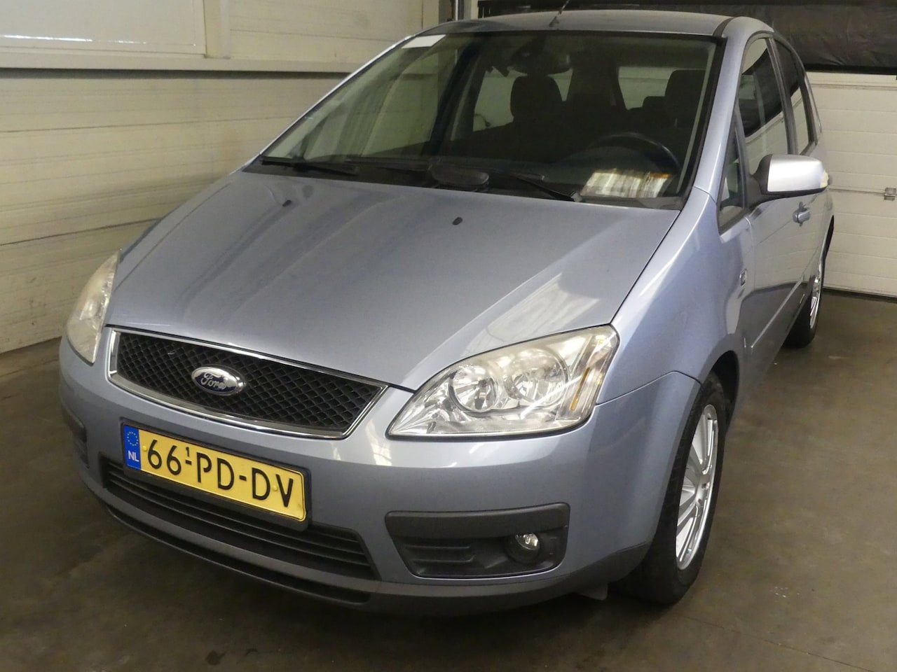 Ford Focus C-Max - 1.8-16V Ghia - Airco - Mooie Auto - AutoWereld.nl