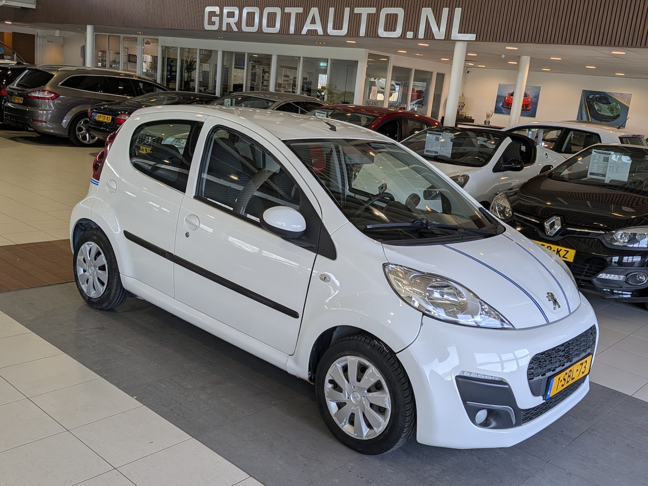 Peugeot 107 - 1.0 Active Airco, Stuurbekrachtiging - AutoWereld.nl