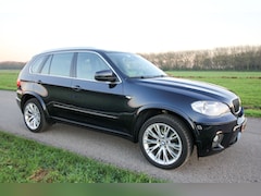 BMW X5 - 3.5i High Executive M-sportpakket E70 LCI Carbonschwarz Bruin Merino leer Panoramadak Historie