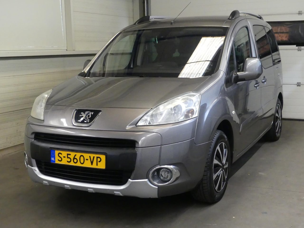 Peugeot Partner Tepee - 1.6 VTi XT - Airco - Cruise Control - Parkeersensoren - AutoWereld.nl
