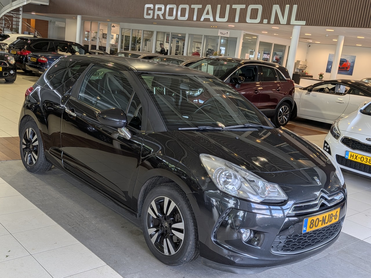 Citroën DS3 - 1.6 So Chic in Black Airco, Cruise Control, Stuurbekrachtiging - AutoWereld.nl