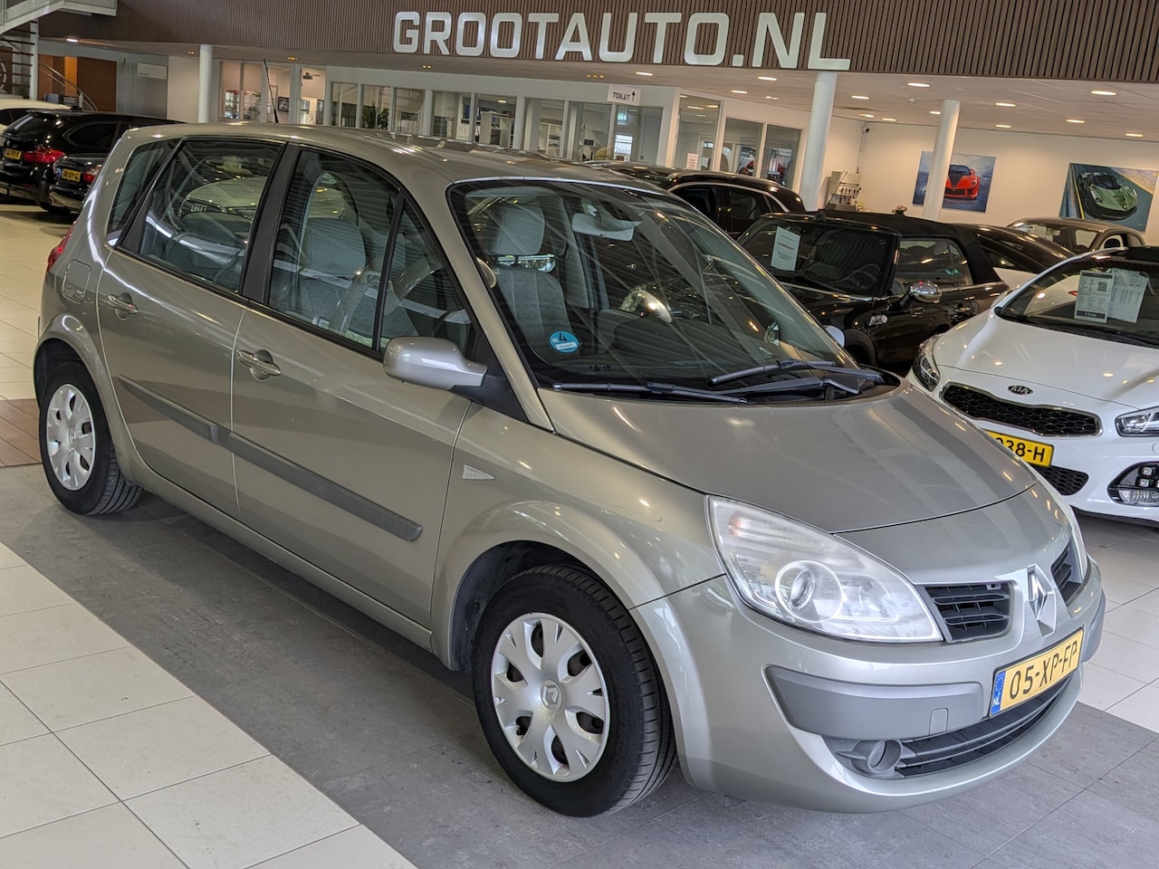 Renault Scénic - 1.6-16V Business Line Airco, Cruise Control, Stuurbekrachtiging - AutoWereld.nl