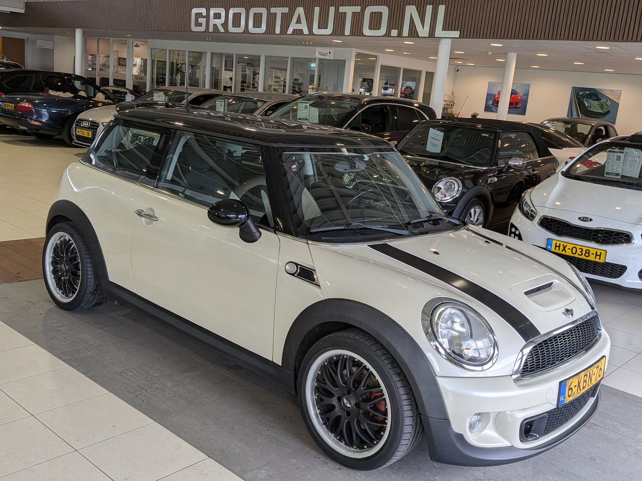MINI Cooper - Mini 1.6 Chili Airco, Cruise Control, Stuurbekrachtiging - AutoWereld.nl