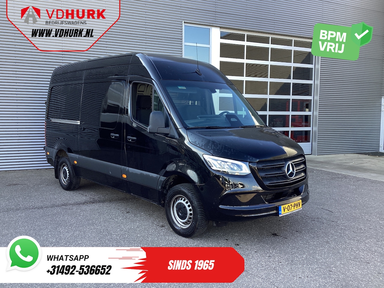 Mercedes-Benz Sprinter - 317 CDI Aut. L2H2 3.5t Trekverm./ LED/ 270Gr.Deuren/ Navi/ Camera/ Cruise/ PDC - AutoWereld.nl