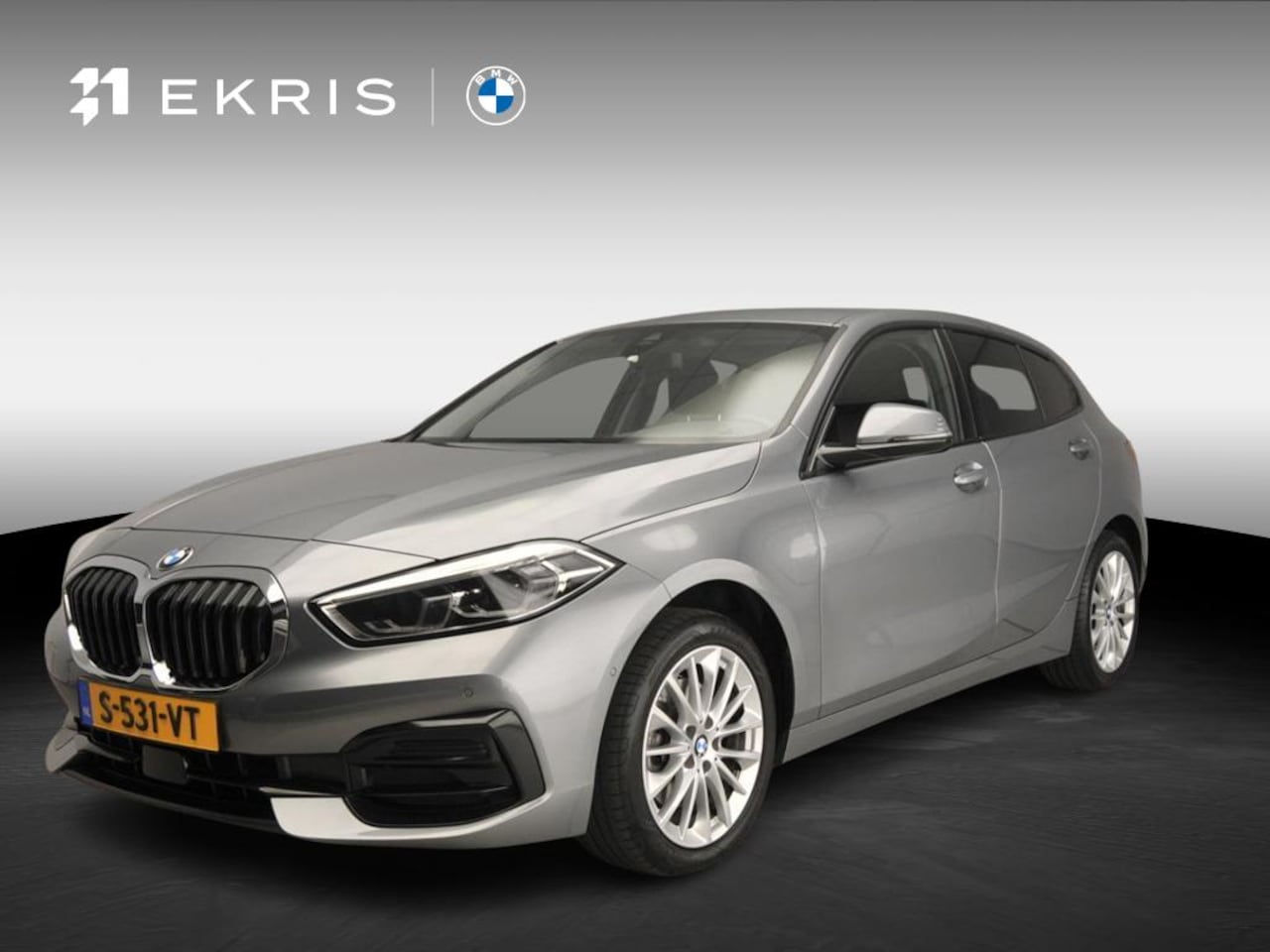 BMW 1-serie - 5-deurs 118i | LED | Navigatie | Sportstoelen | Stoelverwarming | DAB | Alu 17 inch - AutoWereld.nl