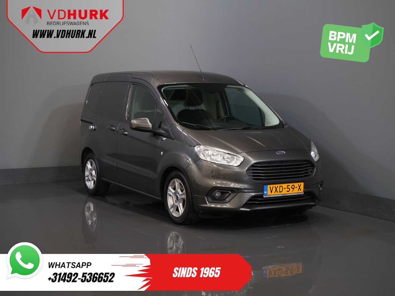 Ford Transit Courier - 1.5 TDCI 100 pk Limited Stoelverw./ Voorruitverw./ Navi/ Carplay/ Camera/ Climate/ PDC/ LM - AutoWereld.nl