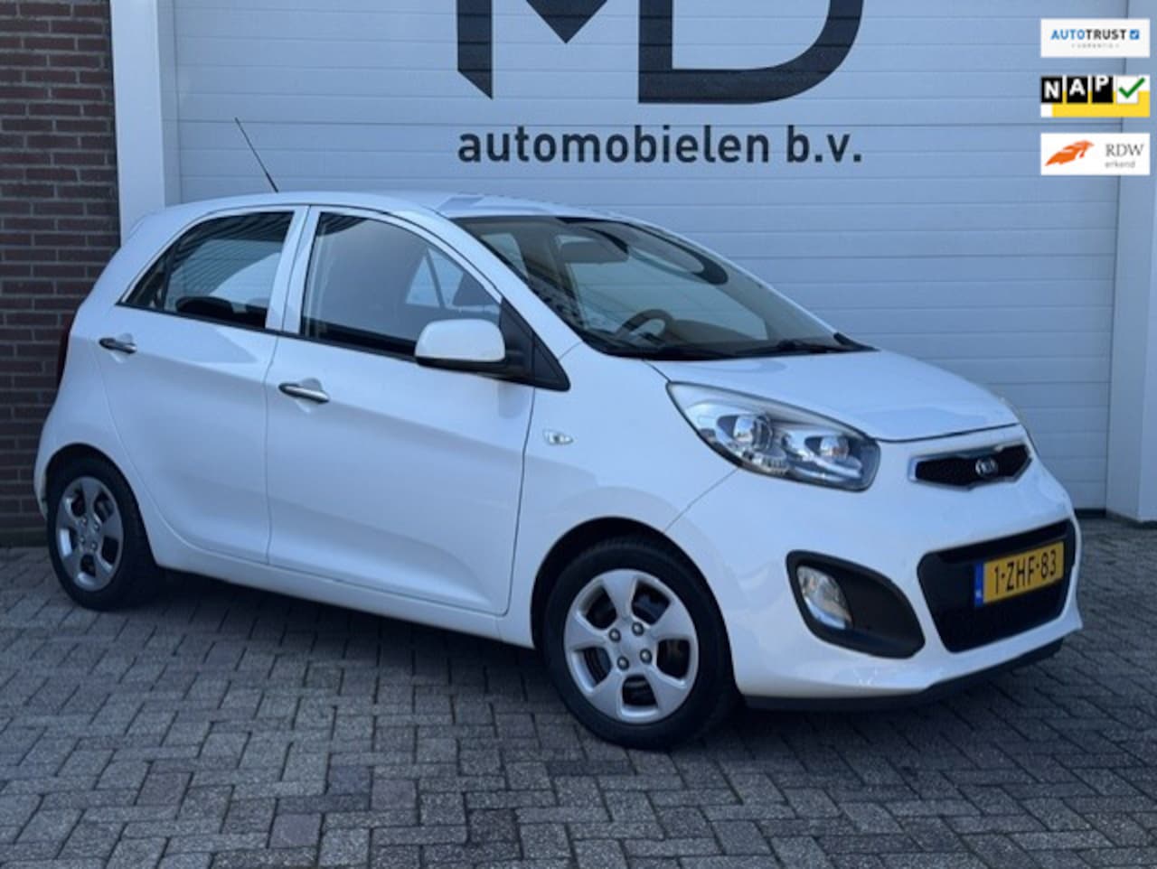 Kia Picanto - 1.0 CVVT BusinessLine-DealerOnderhouden-Navi-LED - AutoWereld.nl