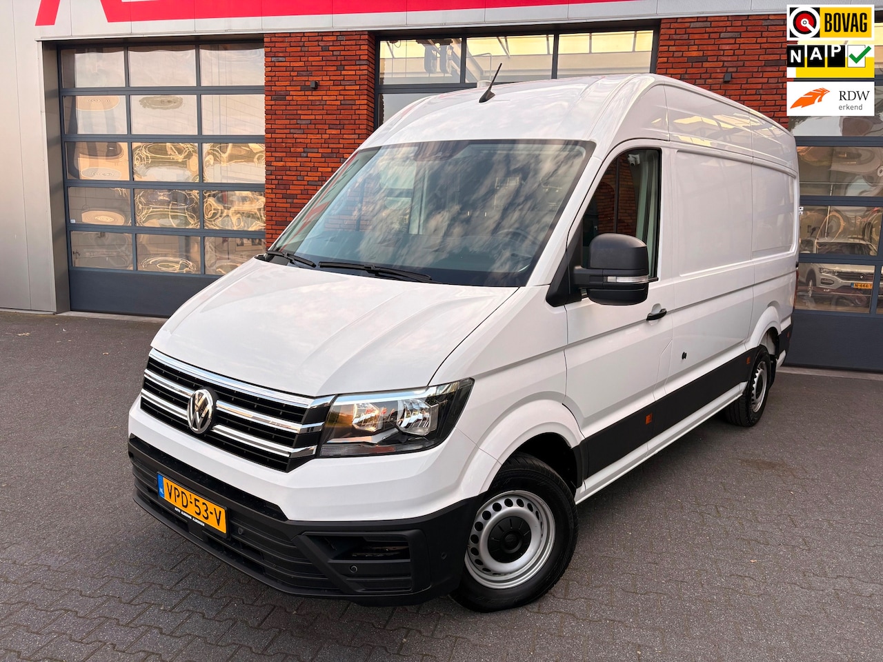 Volkswagen Crafter - 35 2.0 TDI 140PK L3H3 Highline | Werkplaats | Standkachel | Inrichting | Omvormer| - AutoWereld.nl
