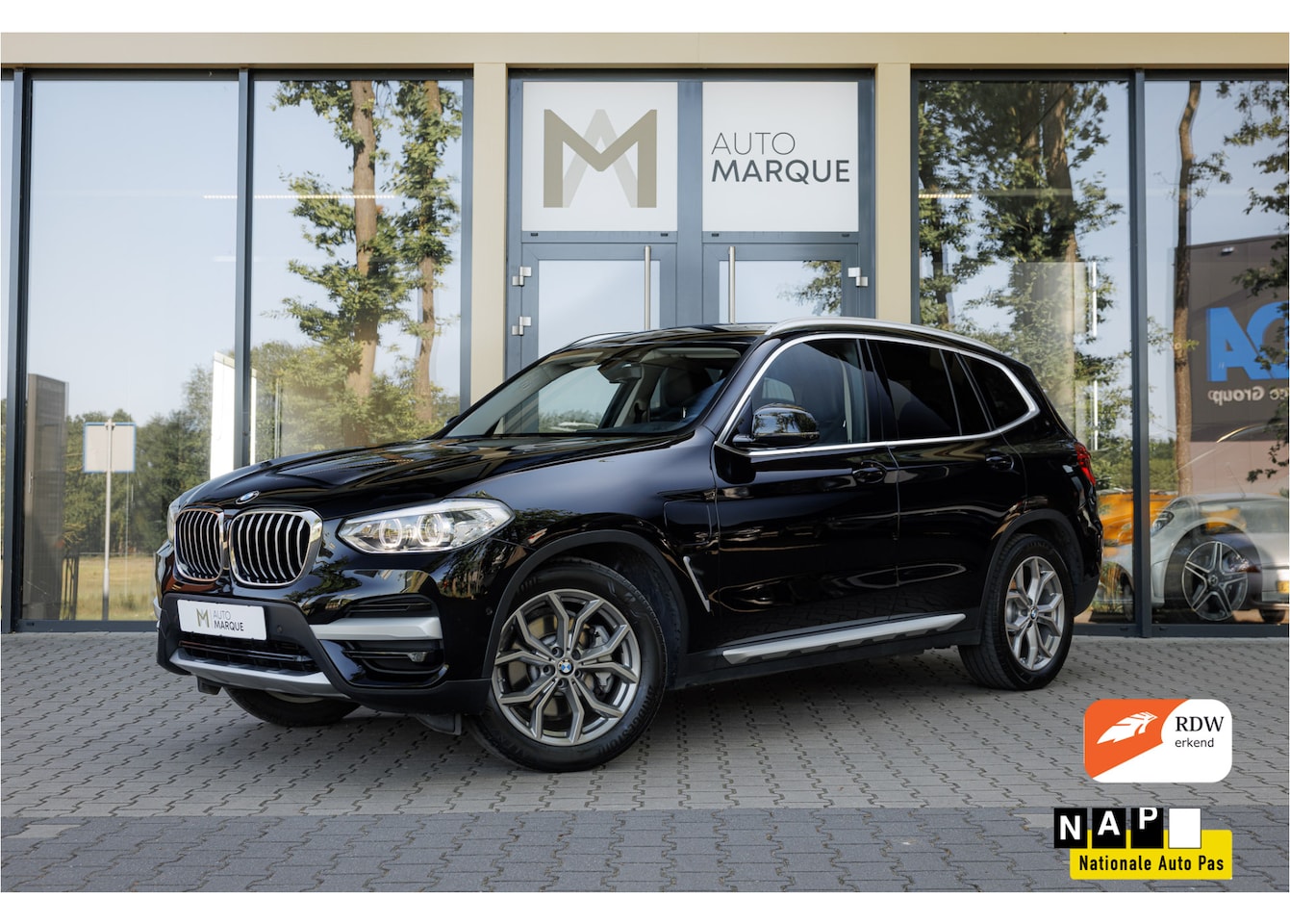 BMW X3 - xDrive30e Aut. | High Executive | X-Line | Sportstoelen | 19" LM Velgen | Head-Up Display - AutoWereld.nl
