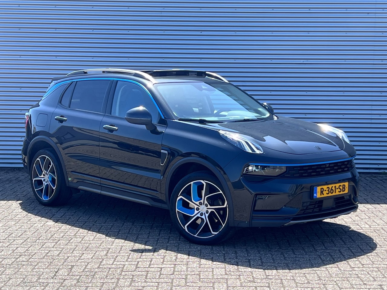 Lynk & Co 01 - 1.5 | 360 CAMERA | PANO | NAVI | NAP | AIRCO | MEMORY | INRUIL MOGELIJK - AutoWereld.nl