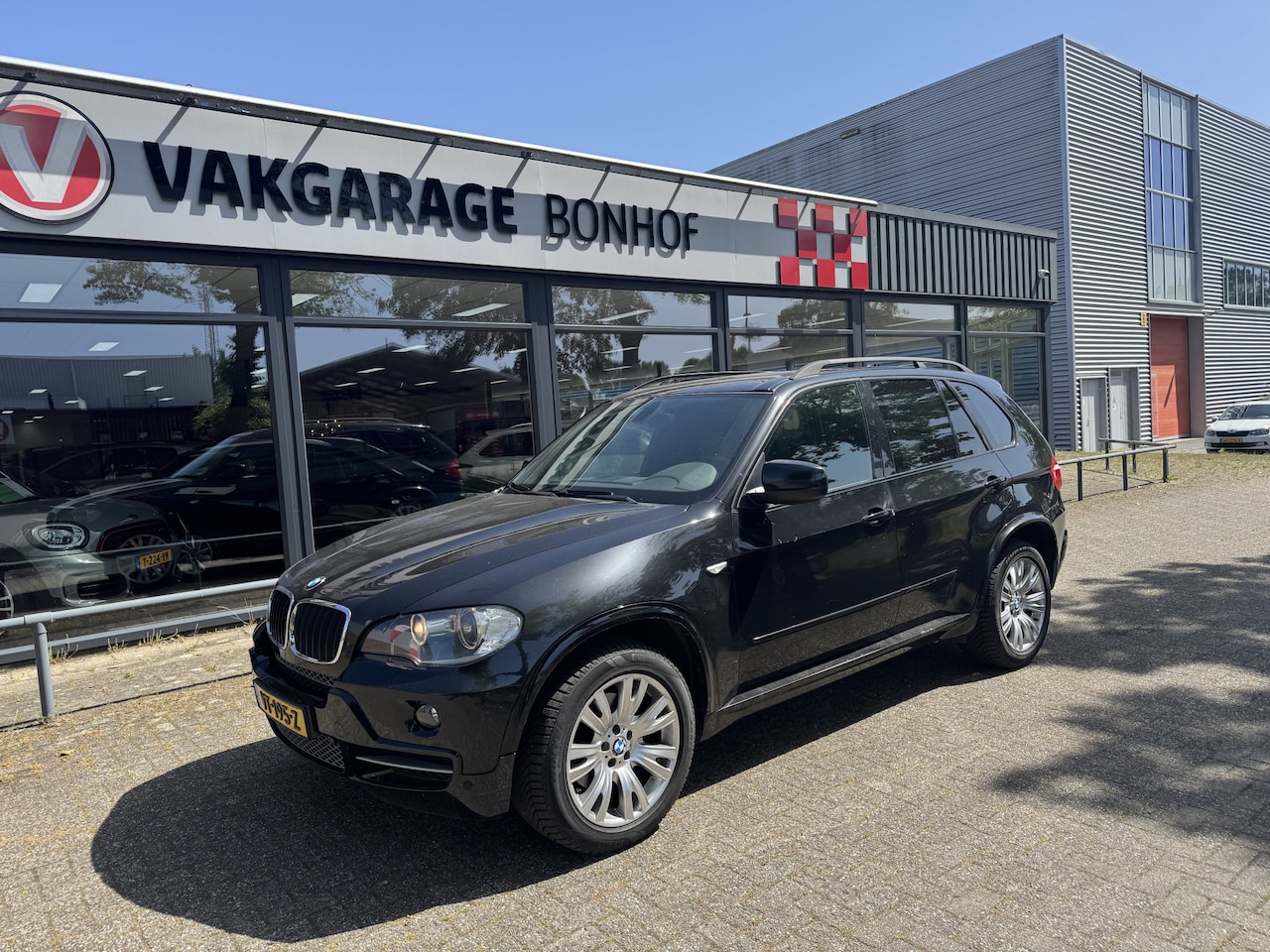 BMW X5 - X REIHE GRIJSKENTEKEN TREKHAAK-LEER - AutoWereld.nl