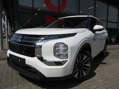 Mitsubishi Outlander - 2.4 PHEV Pure | 4WD | AUTOMAAT | 306 PK | NIEUWE AUTO