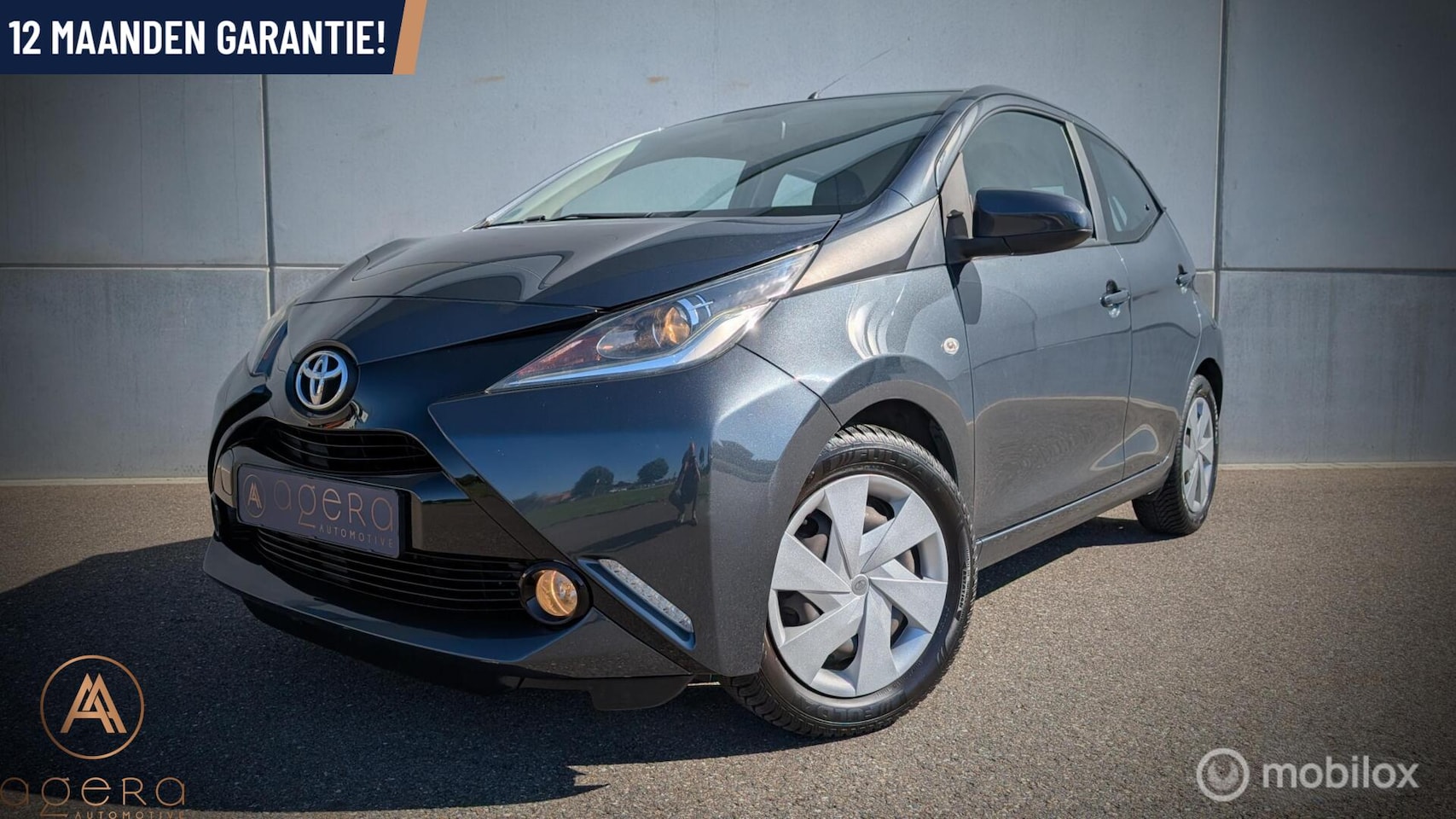 Toyota Aygo - 1.0 VVT-i x-play 1.0 VVT-i x-play, 5 Deurs, Airco, Camera, Garantie - AutoWereld.nl