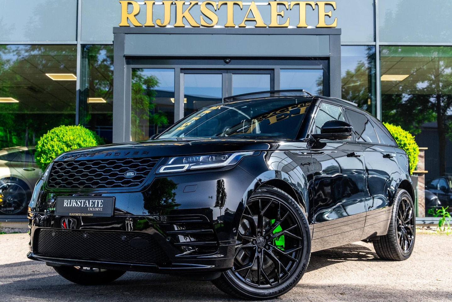 Land Rover Range Rover Velar - 2.0 P400e SE|PANO|360|MERIDIAN - AutoWereld.nl