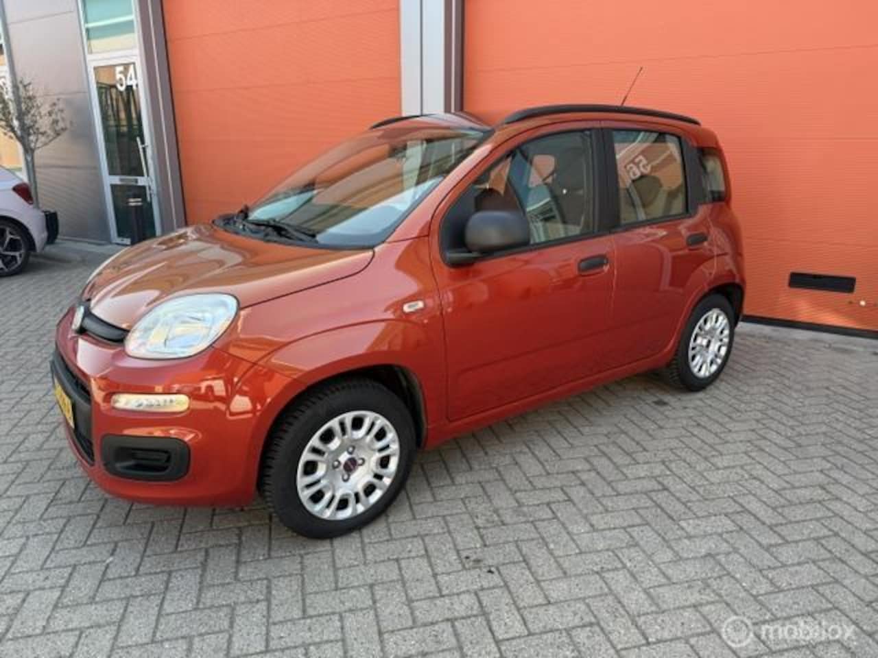 Fiat Panda - 0.9 TwinAir Easy 118.000 KM NAP-APK 02-2027-AIRCO - AutoWereld.nl