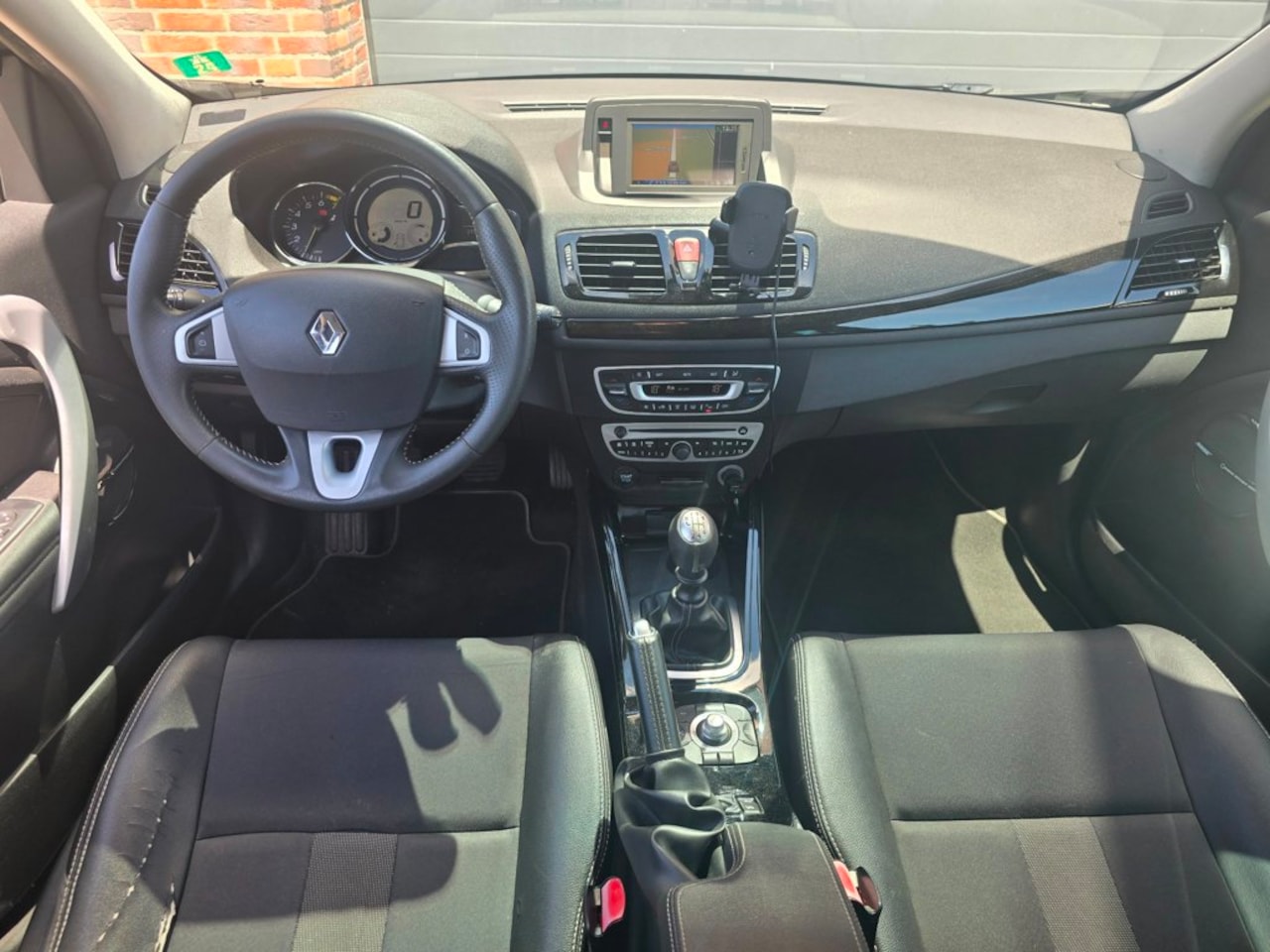 Renault Mégane Estate - 1.4 TCe BOSE 1.4 TCe Bose - AutoWereld.nl