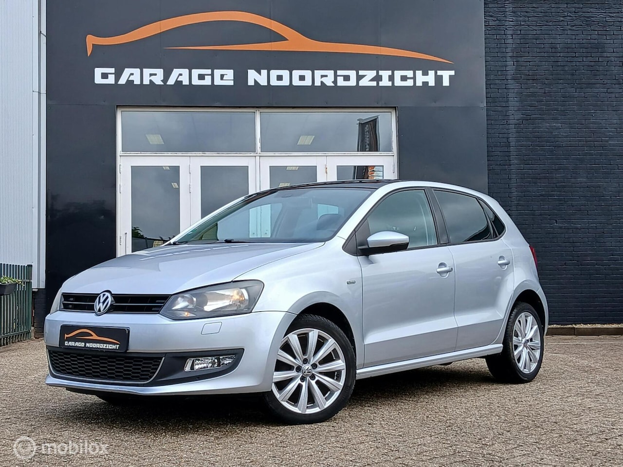 Volkswagen Polo - 1.2 Life Panorama dak - AutoWereld.nl