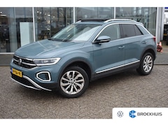 Volkswagen T-Roc - 1.0 TSI 110PK Style | TREKHAAK | PANORAMADAK | NAVIGATIE | ELEKTR. A. KLEP | STOELVERW. |