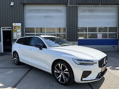 Volvo V60 - 2.0 B4 Automaat Plus Dark