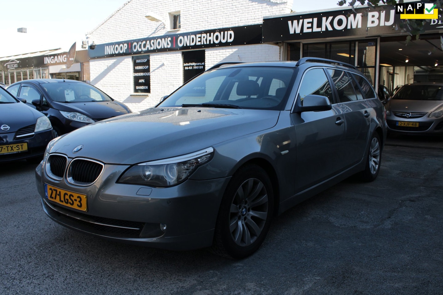 BMW 5-serie Touring - 520i Corporate Lease Business Line Edition I Navi / AUTOMAAT - AutoWereld.nl