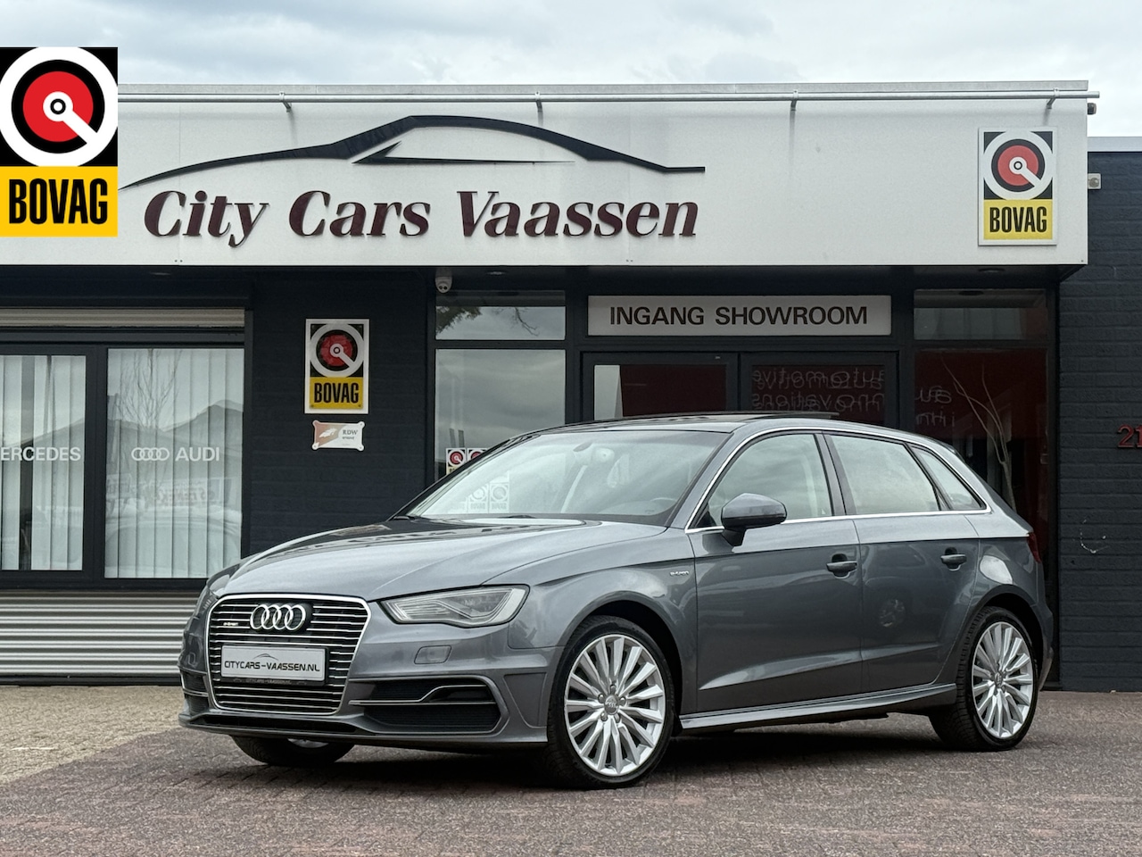 Audi A3 Sportback - 1.4 e-tron PHEV Ambition Pro Line plus org nl auto nap logisch 150 pk panoramadak navigati - AutoWereld.nl