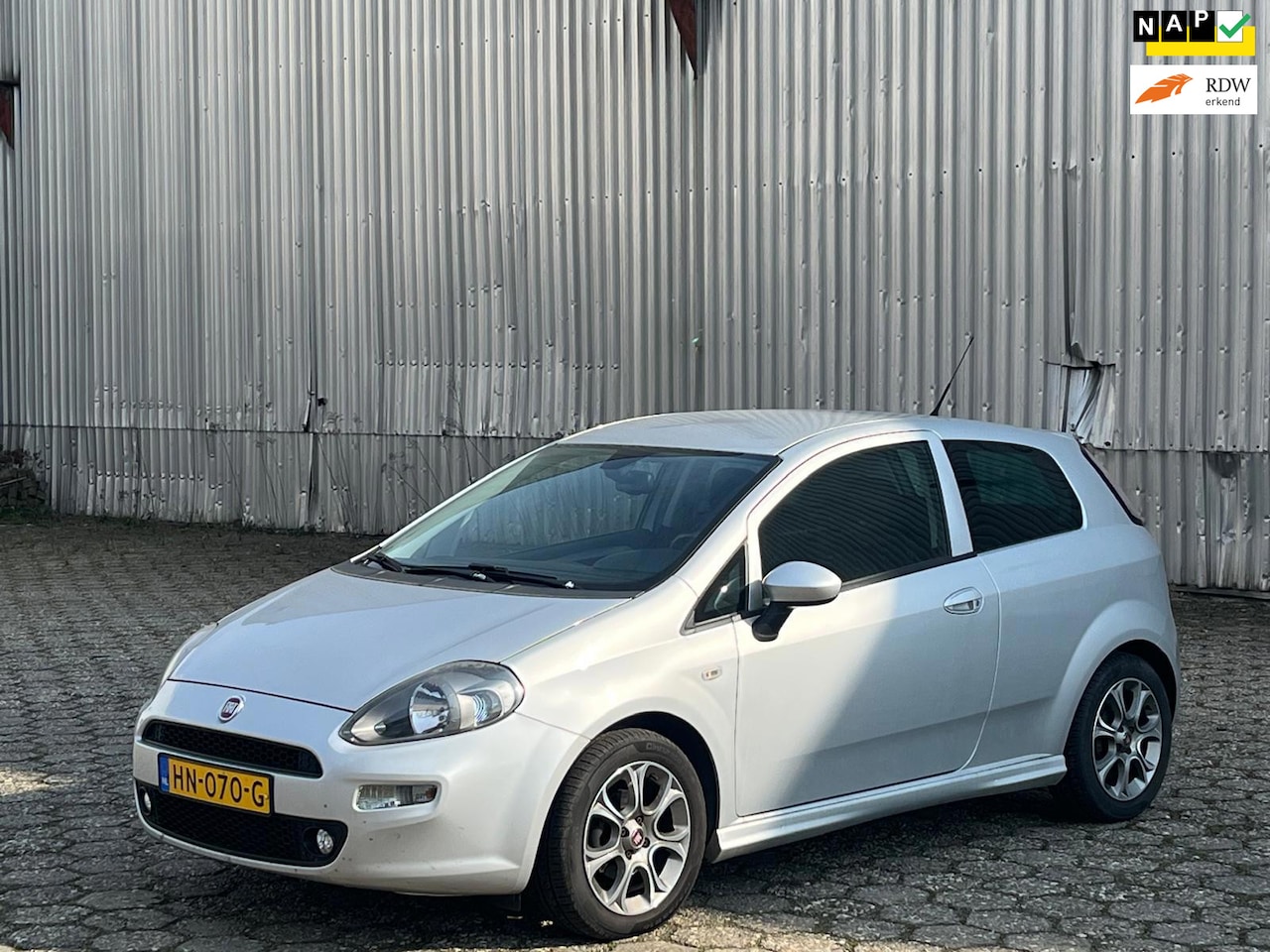 Fiat Punto Evo - 1.3 M-Jet Lounge 1.3 M-Jet Lounge - AutoWereld.nl
