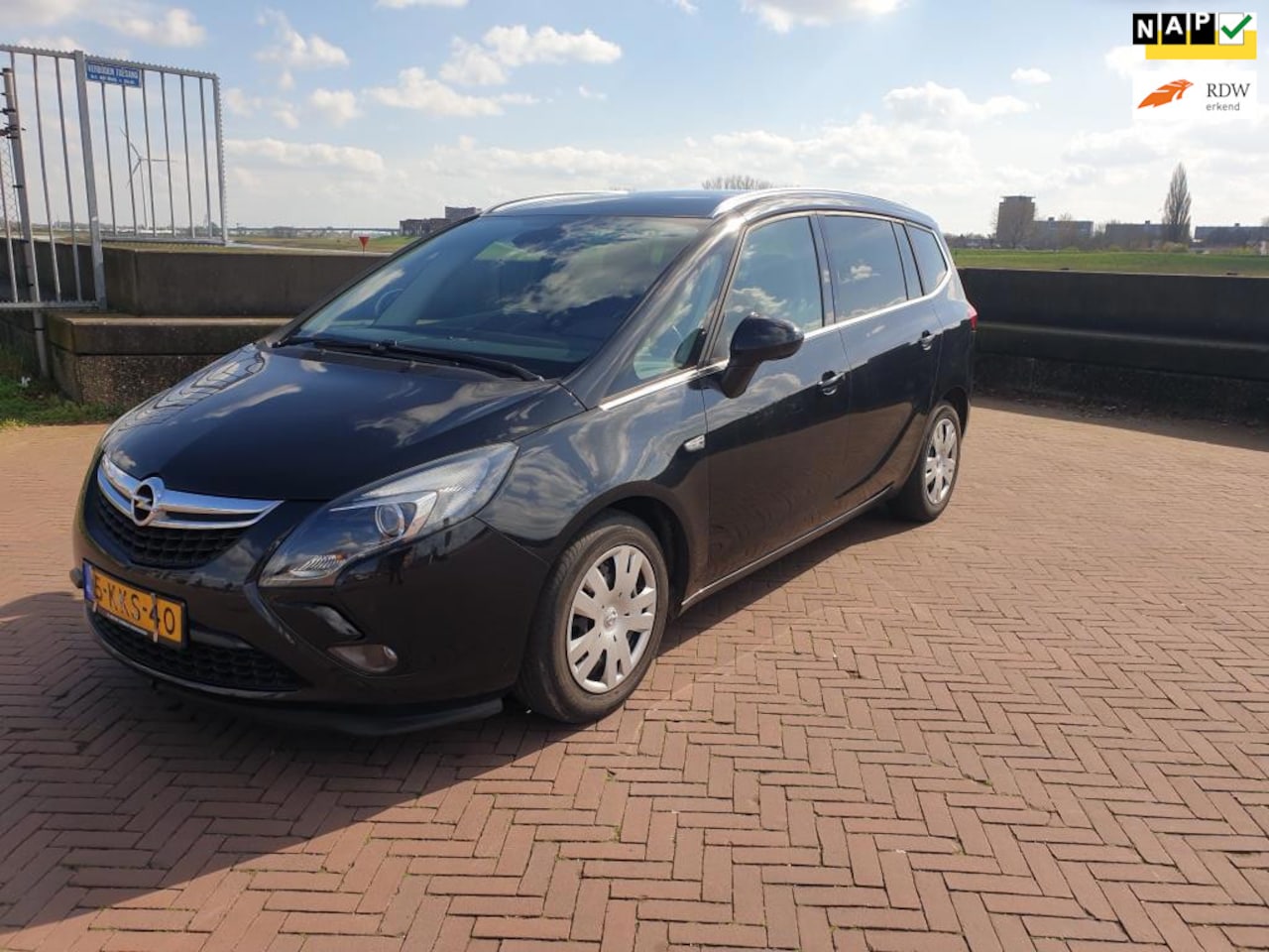 Opel Zafira Tourer - 1.4 Design Edition 1.4 Design Edition - AutoWereld.nl