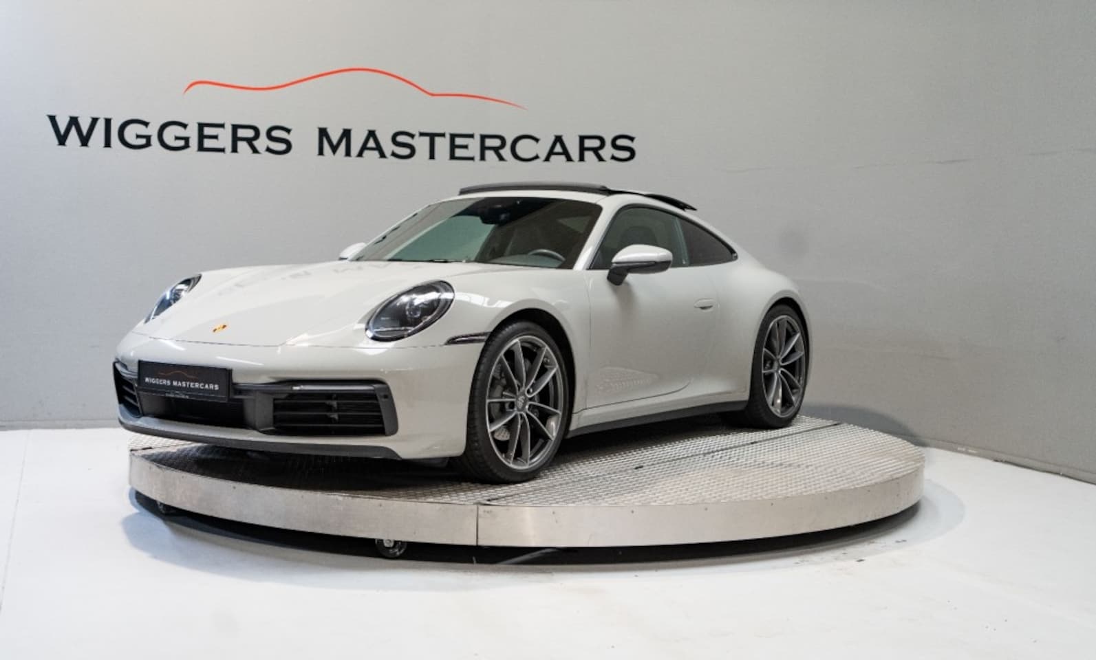 Porsche 911 - 3.0 Carrera Coupé 3.0 CARRERA Coupe , Schuifdak, Leder, 21 Inch, PPF, Dealeronderhouden - AutoWereld.nl