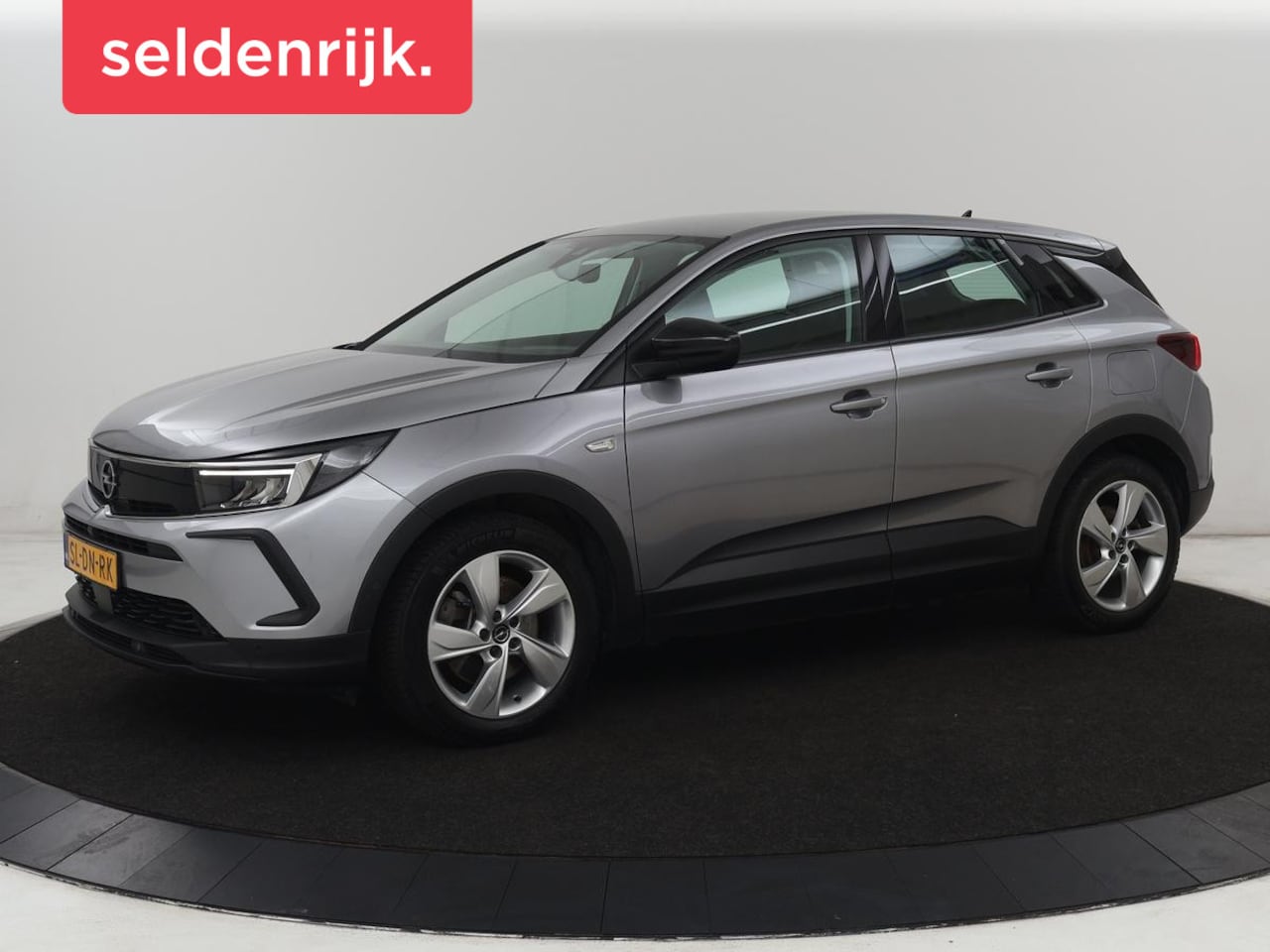 Opel Grandland X - 1.6 Turbo Hybrid Elegance | SOH 96% | Leder | Adaptive cruise | Trekhaak | Stuurverwarming - AutoWereld.nl