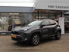 Toyota Yaris Cross - HYBRID 115 FIRST EDITION PARK.SENSOREN STOEL-STUUR & RUITEN WISSER VERWARMING KEYLESS
