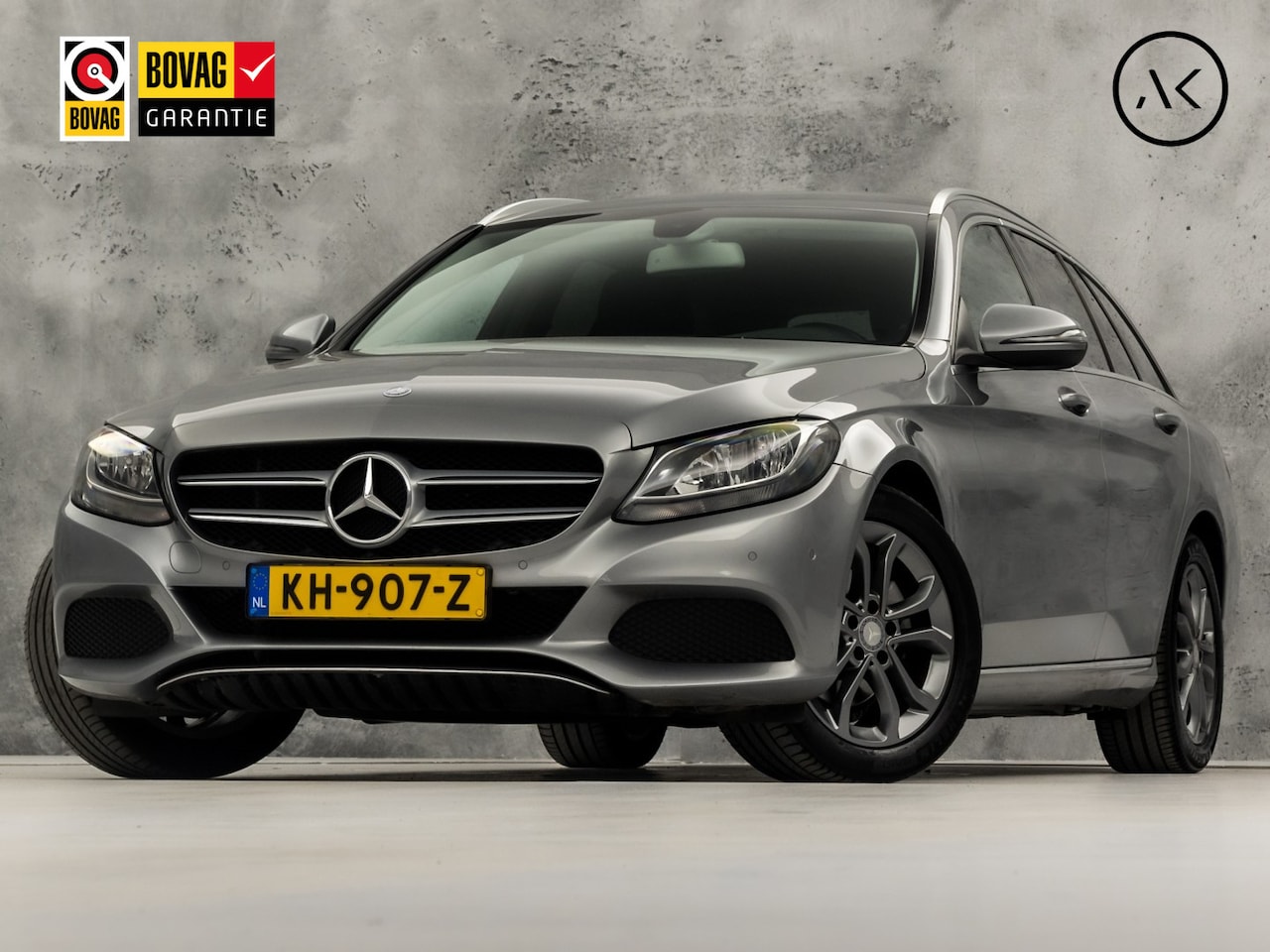 Mercedes-Benz C-klasse - 180 Sport Automaat (NAVIGATIE, LEDER, CAMERA, STOELVERWARMING, SPORTSTOELEN, GETINT GLAS, - AutoWereld.nl