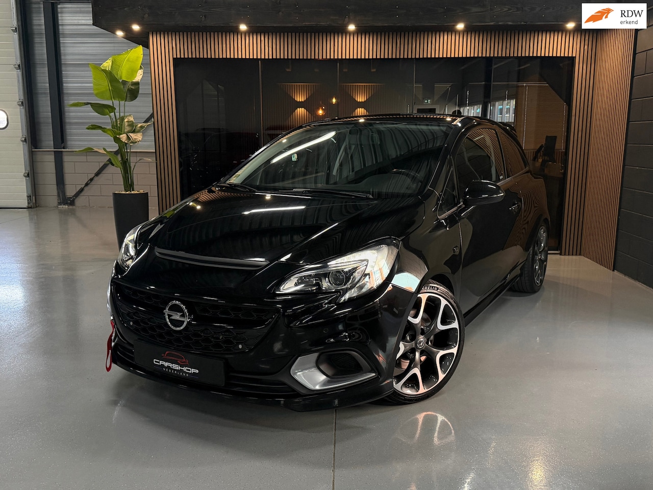 Opel Corsa - 1.6 Turbo OPC 207PK REMUSS/RECARO/CAMERA/DOWNPIPE - AutoWereld.nl