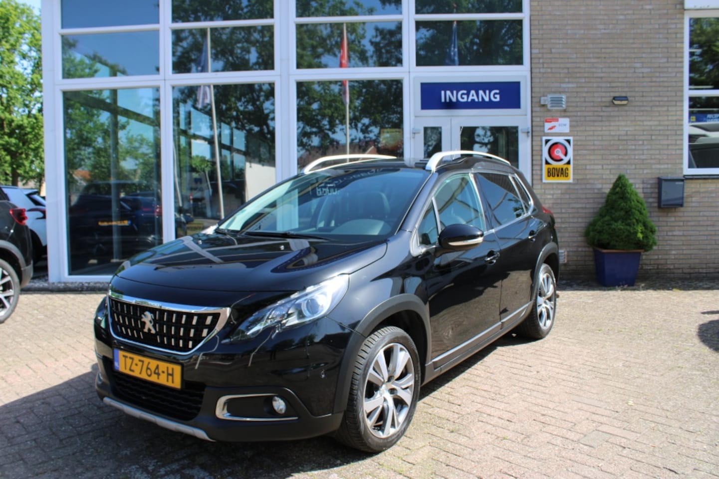 Peugeot 2008 - 1.2 PureTech GT-Line 1.2 PureTech GT-line - AutoWereld.nl