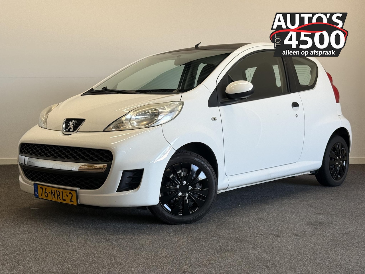 Peugeot 107 - 1.0-12V XR 3 DRS APK 2027! Peugeot 107 1.0-12V XR 3 DRS NAP! - AutoWereld.nl