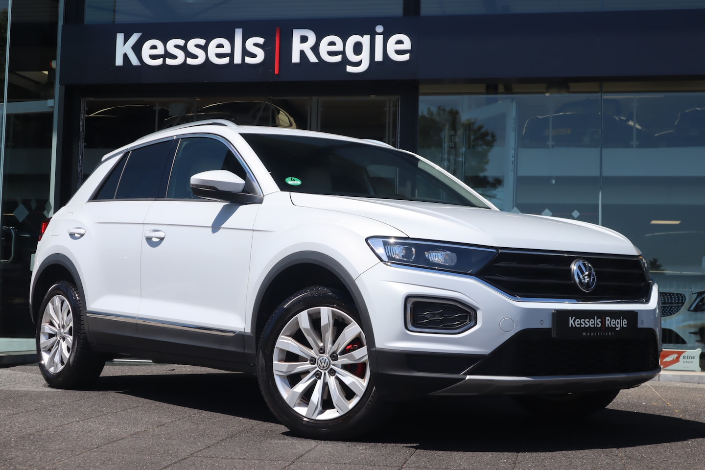 Volkswagen T-Roc - 2.0 TSI 4Motion Sport | Standkachel | ACC | Camera | Leer | Stoelverwarming | Virtual | Cl - AutoWereld.nl