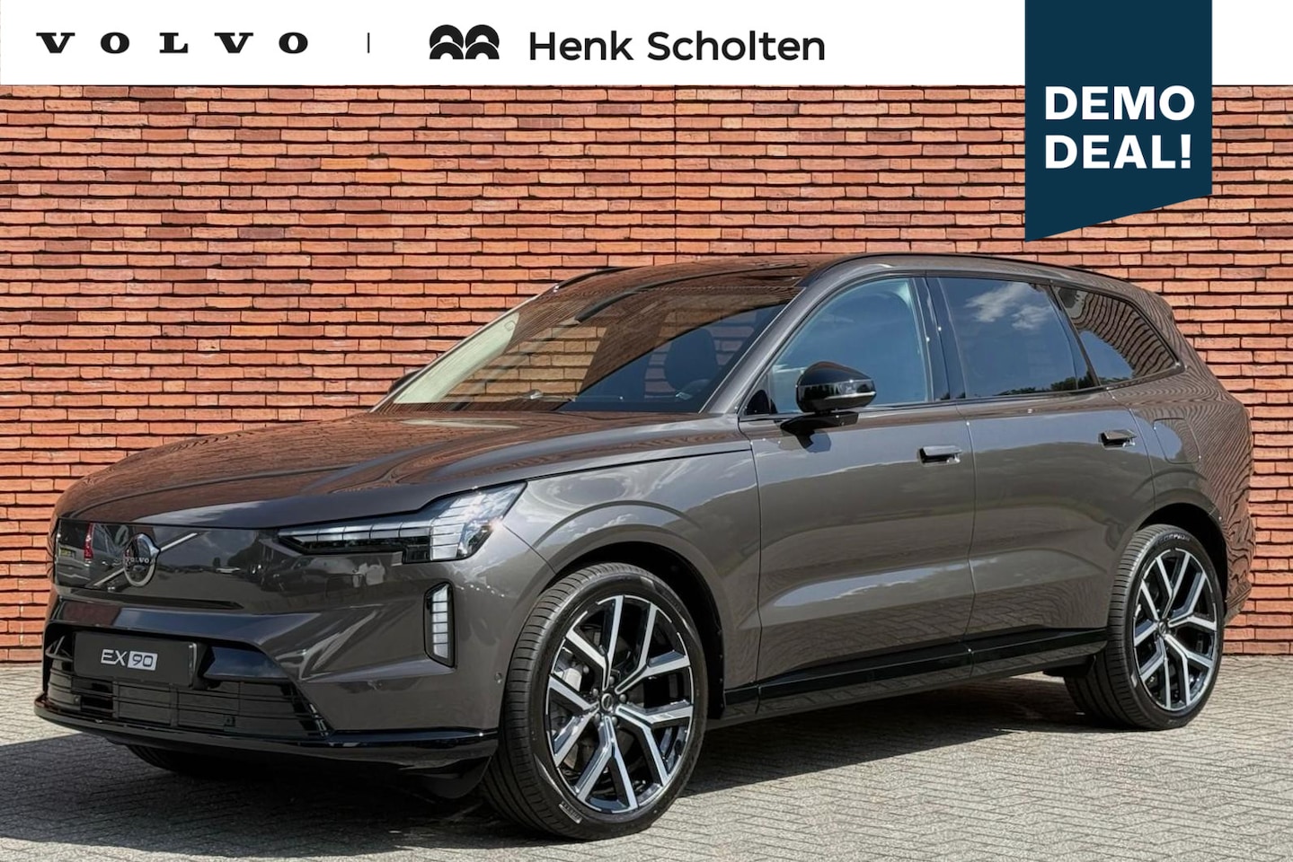 Volvo EX90 - Twin Motor Performance Ultra 7p. 106 kWh | Elektrochromatisch panoramadak | Bowers & Wilki - AutoWereld.nl