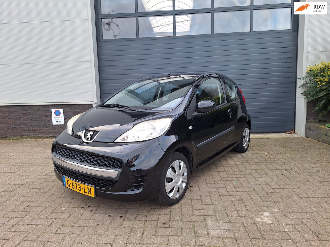 Peugeot 107 - | 1.0-12V XR | Airco | - AutoWereld.nl