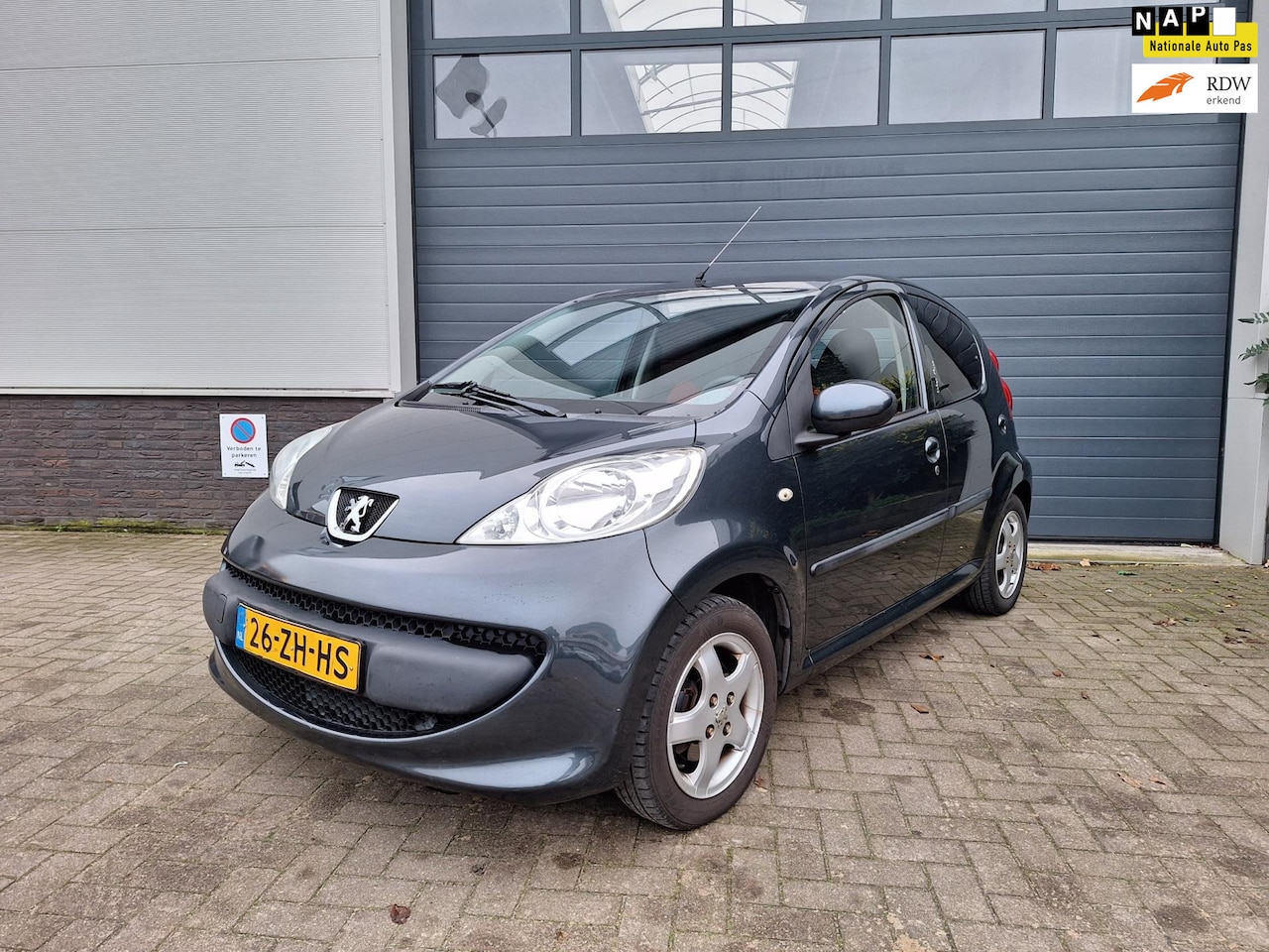 Peugeot 107 - 1.0-12V XS Urban Move | 1.0-12V XS Urban Move | - AutoWereld.nl