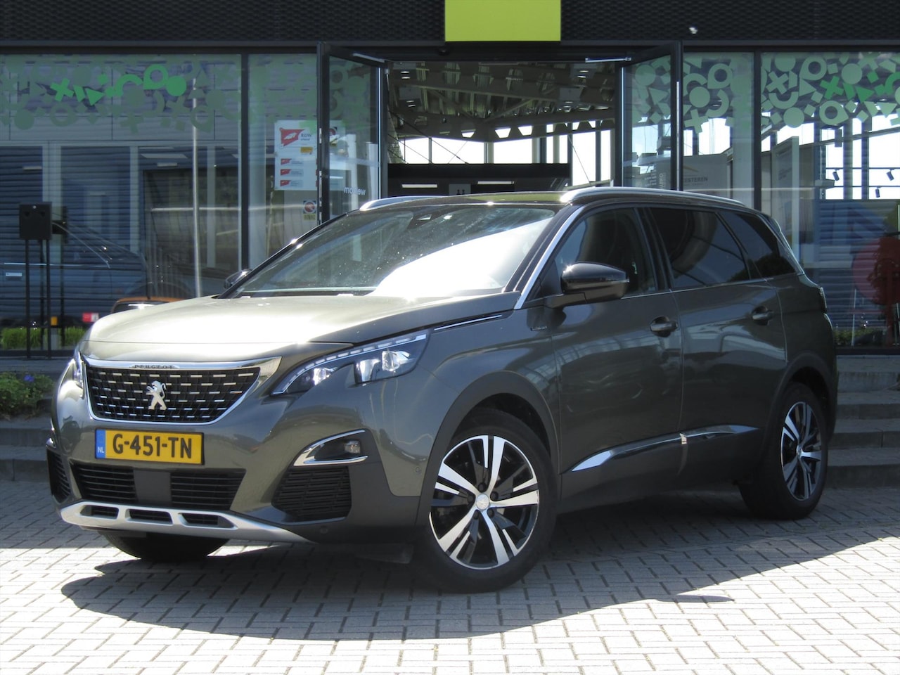 Peugeot 5008 - 1.2 PureTech 130pk EAT8 GT-Line / Trekhaak / Navigatie - AutoWereld.nl
