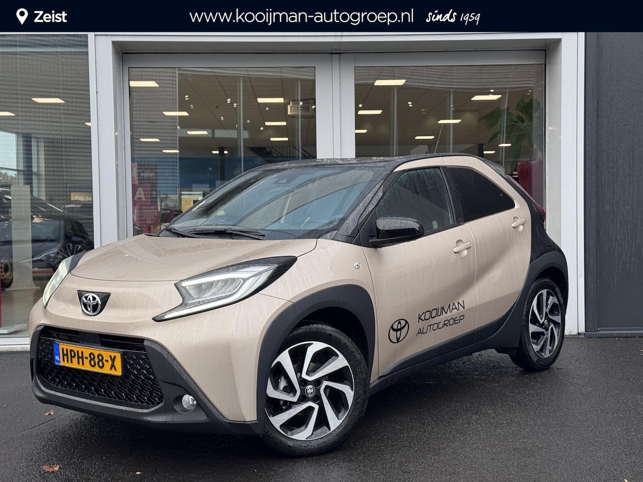 Toyota Aygo X - 1.0 VVT-i MT Pulse Apple Carplay/Android Auto | Demo | Direct leverbaar | 10 jaar fabrieks - AutoWereld.nl
