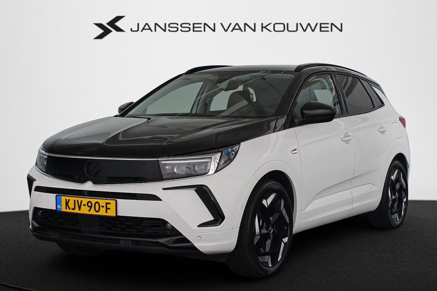 Opel Grandland - 1.6T 300pk Plug-In Hybrid 4x4 GSe Stoel-Stuurverwarming Alcantara - AutoWereld.nl